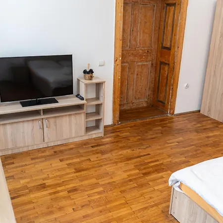 Fabini Apartman Medgyes